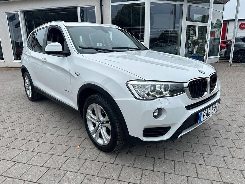 Vit Begagnad 2016 BMW X3 SUV | 224 000 kr (Marknadspris) - Bild 1/4