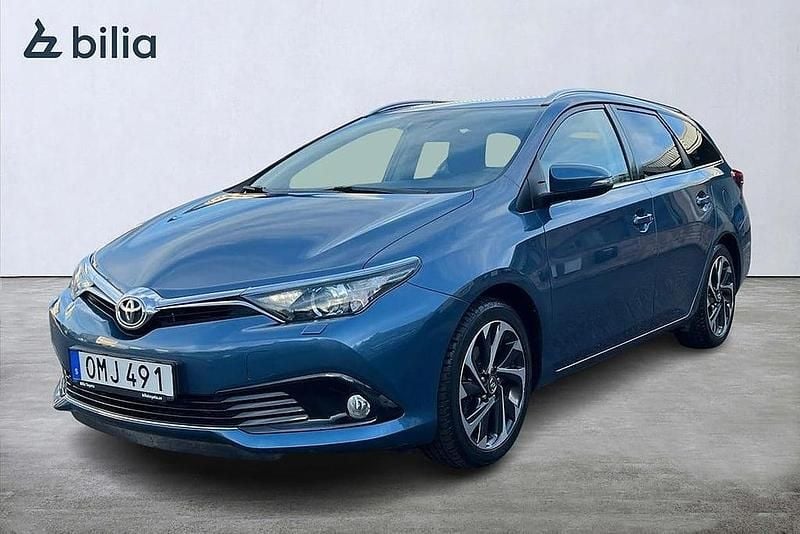 Blå Begagnad 2016 Toyota Auris Touring Sports Active Kombi | 159 900 kr (Marknadspris) - Bild 1/3