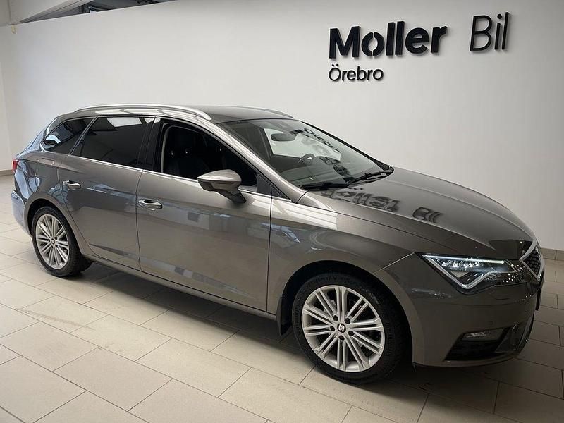 Grå Begagnad 2017 Seat Leon SC Halvkombi | 149 900 kr - Bild 1/4