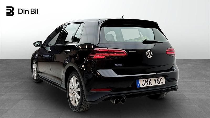 Begagnad VW Golf VII GTE 150 HK (110 kW) 2020 Svart