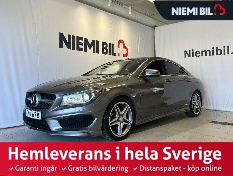 Mörkgrå Begagnad 2014 Mercedes CLA250 AMG Sedan | 219 900 kr (Marknadspris) - Bild 1/3