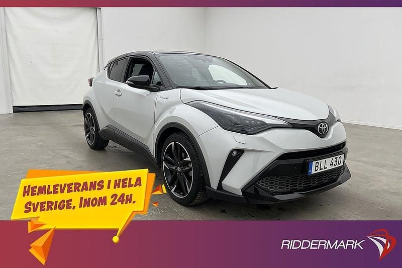 Grå Begagnad 2021 Toyota C-HR Sport SUV | 299 800 kr (Lite dyr) - Bild 1/3