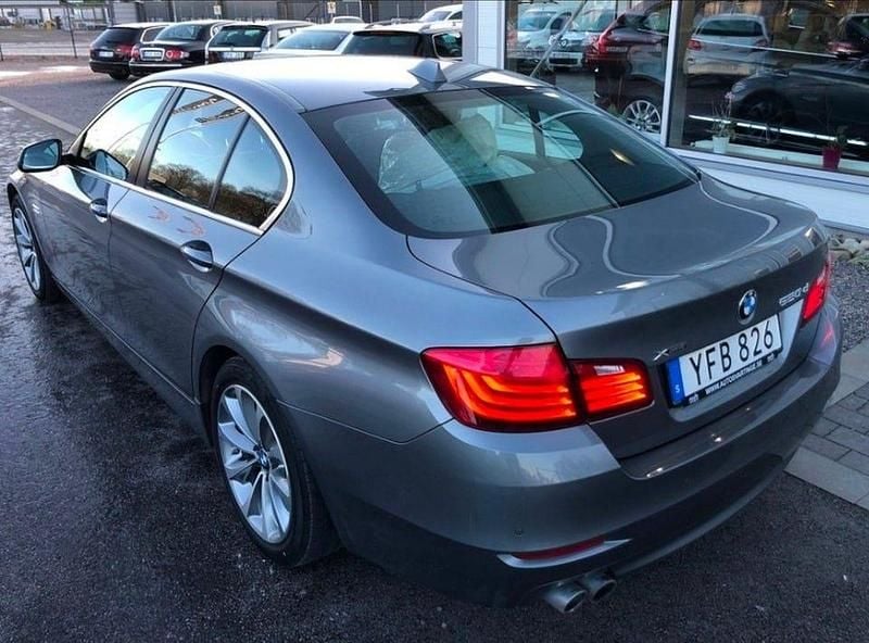 Begagnad BMW 520 190 HK (139 kW) 2016 Grå Sedan