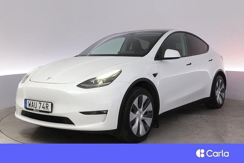 Vit Begagnad 2023 Tesla Model Y Long Range AWD SUV | 461 900 kr - Bild 1/4