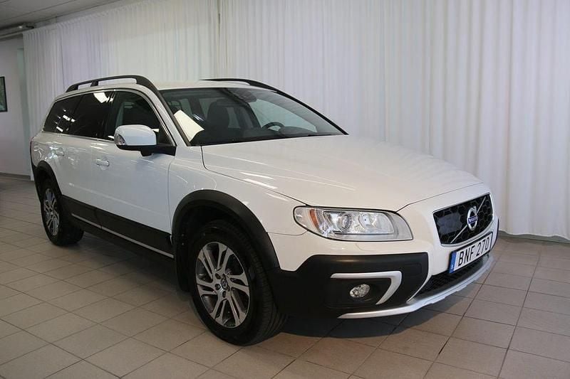 Vit Begagnad 2015 Volvo XC70 SUV | 149 000 kr (Superpris) - Bild 1/4