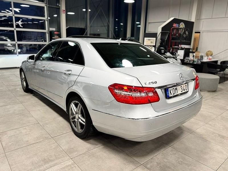 Begagnad Mercedes E250 Avantgarde 204 HK (150 kW) 2010 Silver