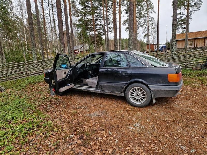 Begagnad Audi 80 90 HK (66 kW) 1991