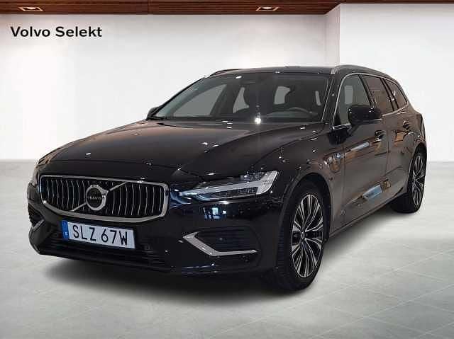 Svart Begagnad 2024 Volvo V60 Kombi | 399 000 kr (Superpris) - Bild 1/4