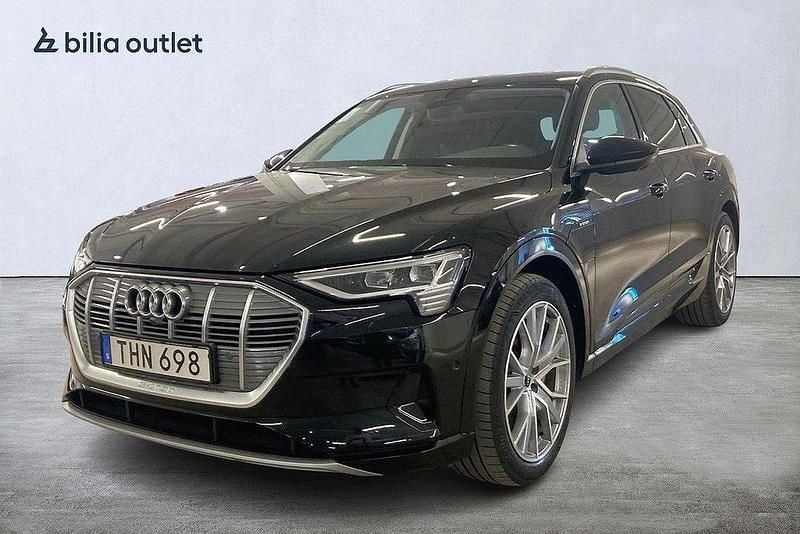 Svart Begagnad 2021 Audi e-tron SUV | 339 000 kr (Superpris) - Bild 1/4