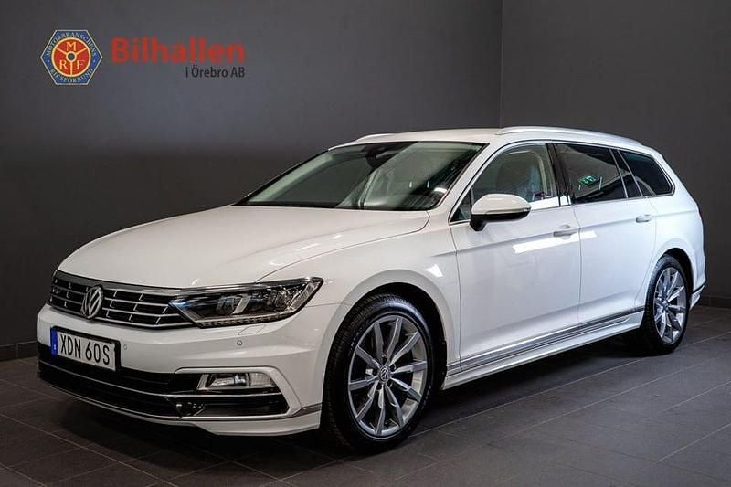 Vit Begagnad 2019 VW Passat GT Kombi | 164 900 kr (Bra pris) - Bild 1/4