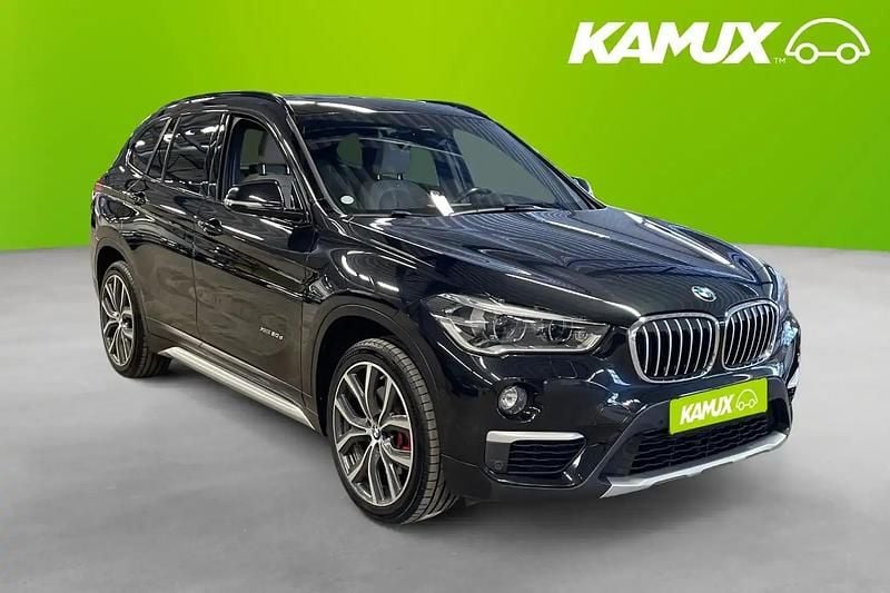 Begagnad BMW X1 Comfort Edition 190 HK (139 kW) 2016 Svart SUV