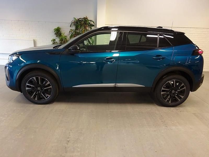 Blå Ny 2025 Peugeot 2008 GT SUV | 349 900 kr (Dyr) - Bild 1/4
