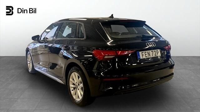 Begagnad Audi A3 Proline 150 HK (110 kW) 2023 Brilliantsvart Sedan