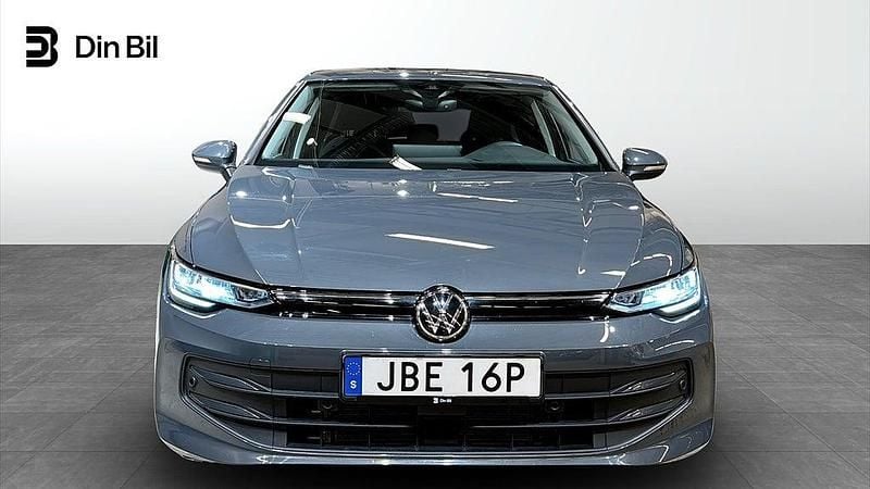 Begagnad VW Golf VIII Edition 150 HK (110 kW) 2025 Dolphin grey metallic Halvkombi