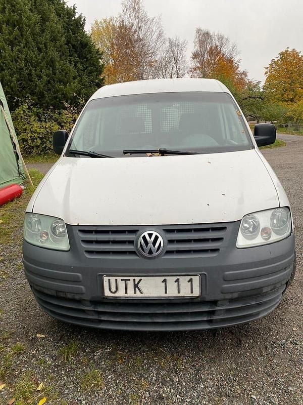 Begagnad VW Caddy 69 HK (50 kW) 2004 Minibuss