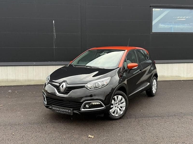 Begagnad Renault Captur 90 HK (66 kW) 2016 Svart SUV