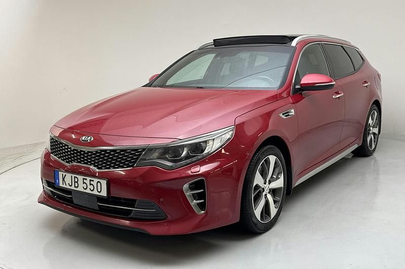 Röd Begagnad 2017 Kia Optima GT-Line | 136 000 kr (Marknadspris) - Bild 1/4