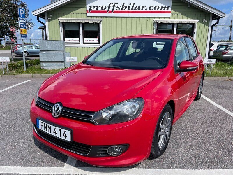 Röd Begagnad 2012 VW Golf VII GT Halvkombi | 64 900 kr (Marknadspris) - Bild 1/4