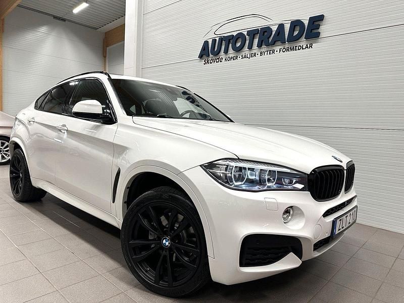 Vit Begagnad 2019 BMW X6 M Sport SUV | 449 900 kr (Lite dyr) - Bild 1/4