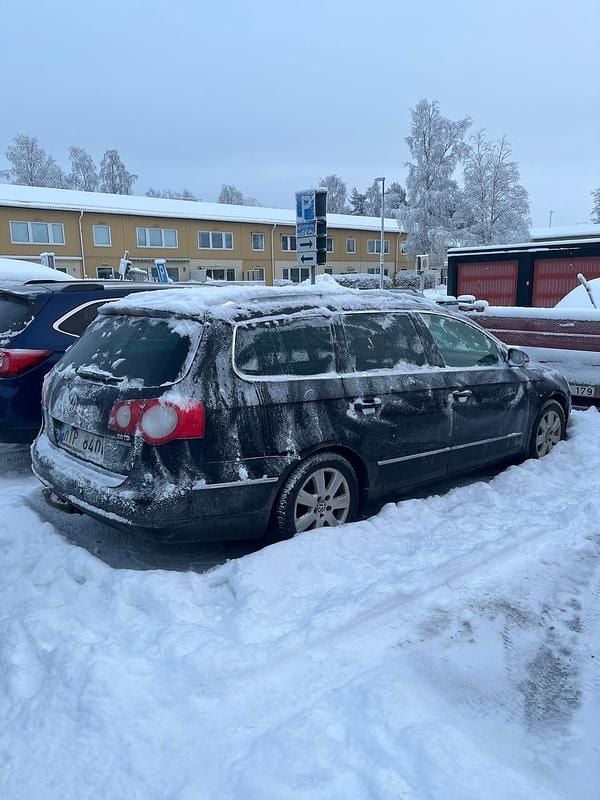 Begagnad 2008 VW Passat Kombi | 15 000 kr (Superpris) - Bild 1/3