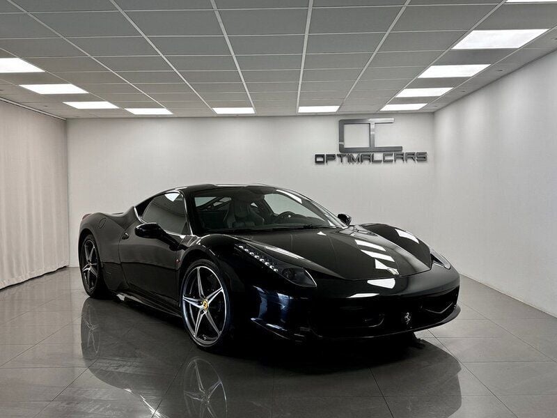 Begagnad 2012 Ferrari 458 Sportkupé | 2 995 000 kr - Bild 1/4