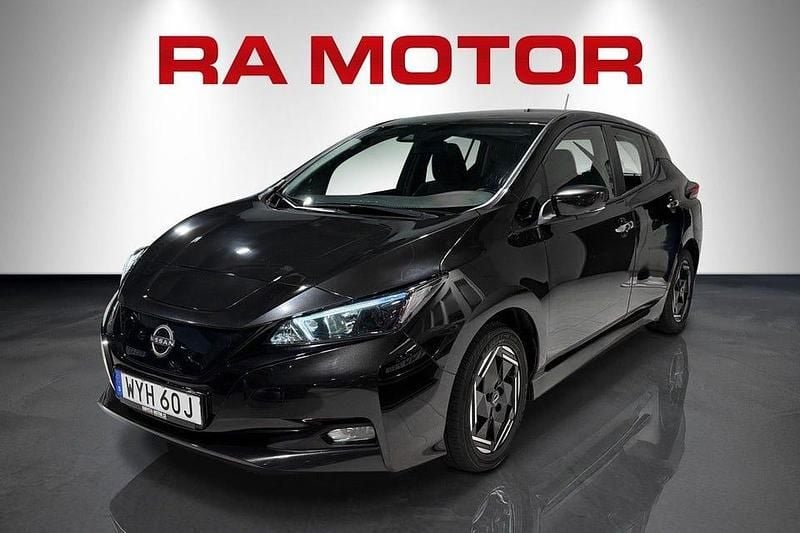 Svart Begagnad 2022 Nissan Leaf Acenta Halvkombi | 158 000 kr (Bra pris) - Bild 1/4