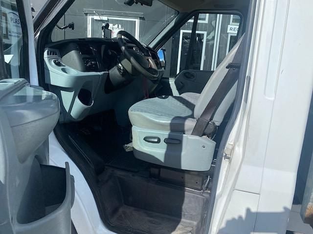 Vit Begagnad 2008 Ford Transit | 55 000 kr (Bra pris) - Bild 1/4
