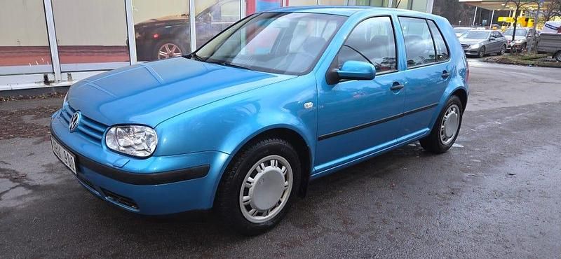 Begagnad 2003 VW Golf IV Halvkombi | 47 500 kr (Dyr) - Bild 1/4