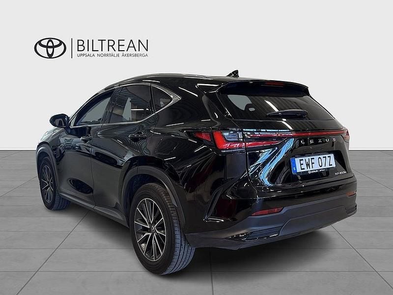 Begagnad Lexus NX450h+ Business Edition 309 HK (227 kW) 2024 Svart SUV