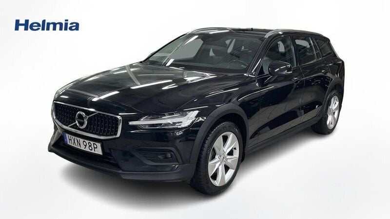 Svart Begagnad 2020 Volvo V60 CC SE Kombi | 259 900 kr (Marknadspris) - Bild 1/4