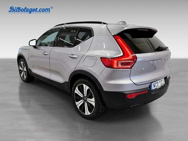 Begagnad Volvo EX40 Plus 185 kW (252 HK) 2026 Grå SUV