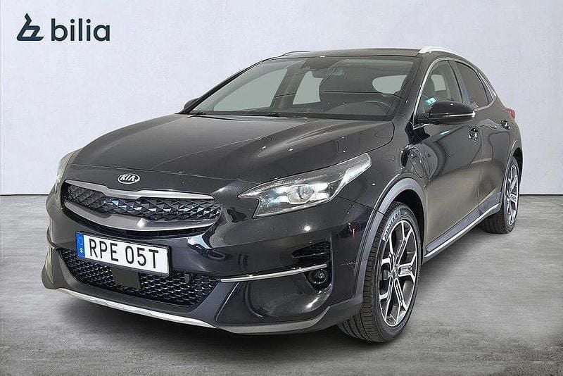 Svart Begagnad 2021 Kia XCeed Advance SUV | 209 000 kr (Bra pris) - Bild 1/4