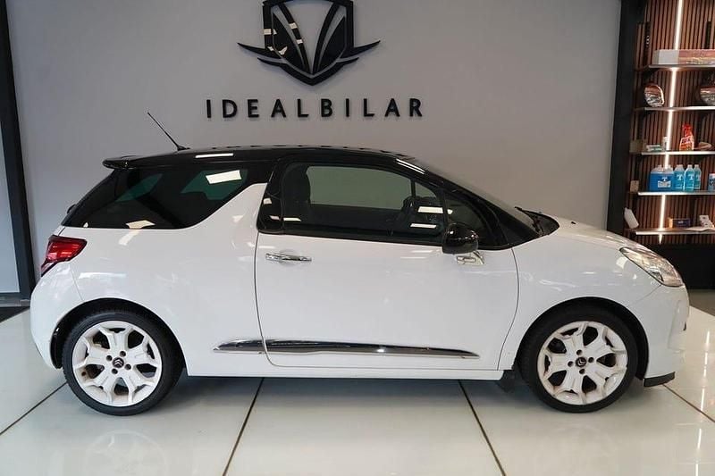 Begagnad Citroën DS3 112 HK (82 kW) 2011 Vit Halvkombi