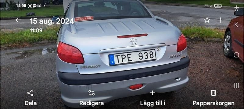 Begagnad Peugeot 206 CC 136 HK (100 kW) 2003 Silvermetallic Cab