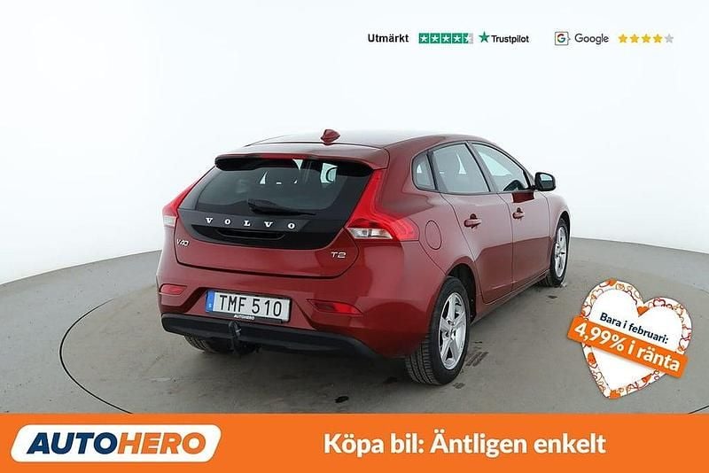 Begagnad Volvo V40 Kinetic 124 HK (91 kW) 2016 Röd Kombi