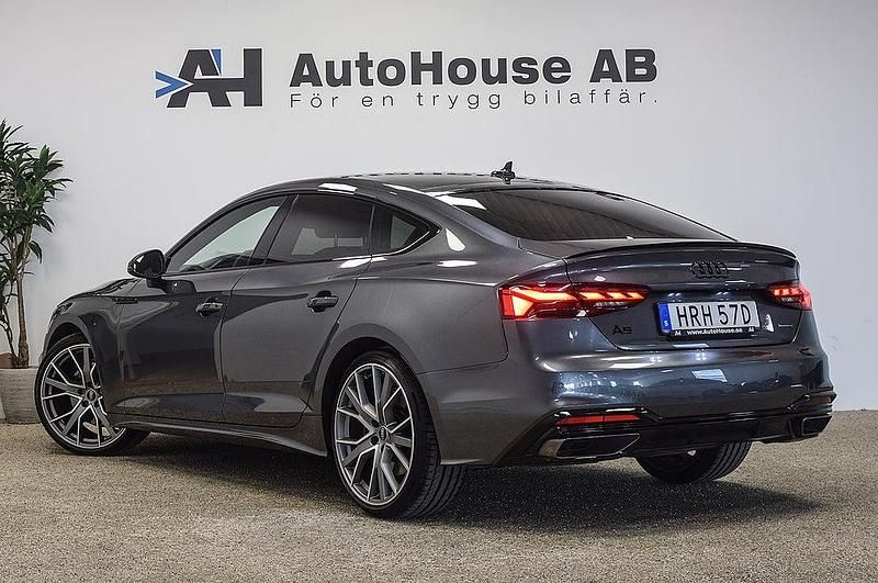 Begagnad Audi A5 Sportback Competition 2023 Grå Halvkombi