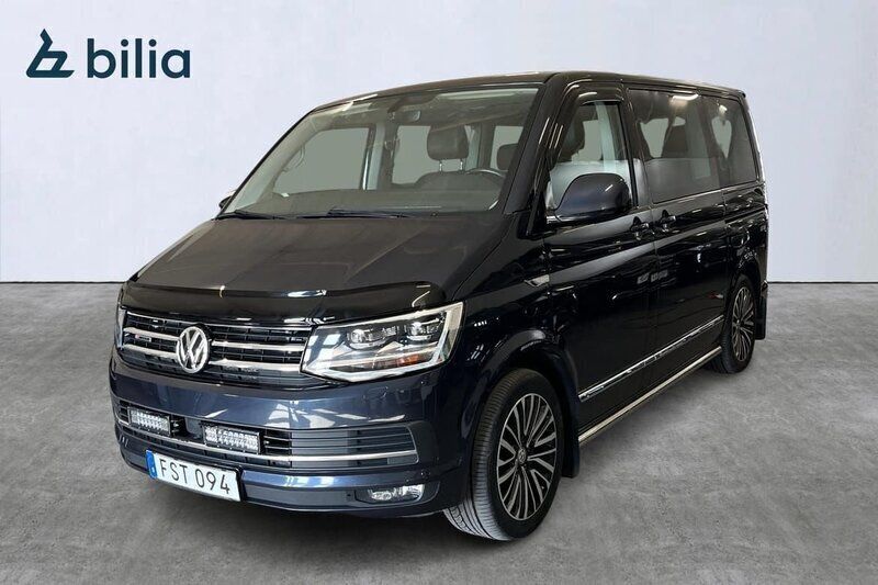 Blå Begagnad 2017 VW Multivan Van | 399 500 kr (Marknadspris) - Bild 1/4