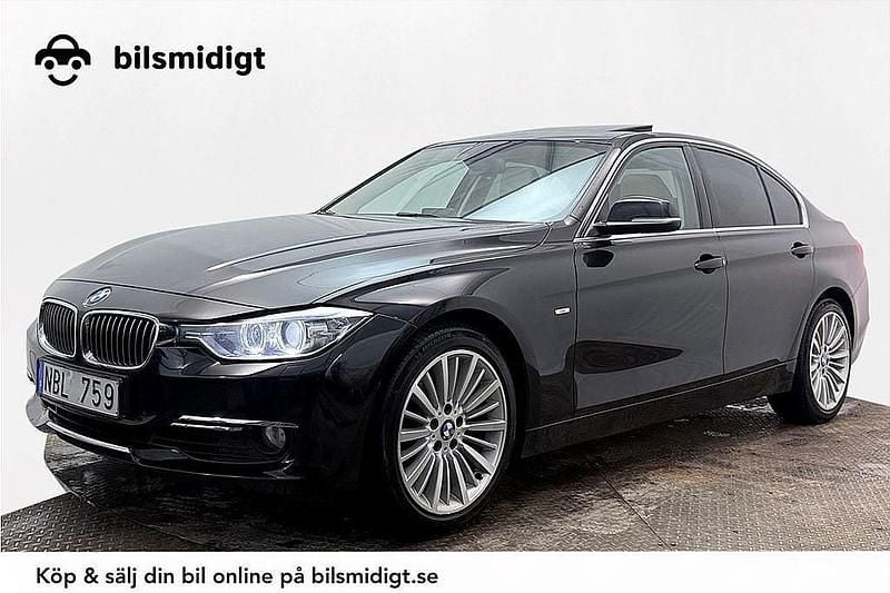Svart Begagnad 2012 BMW 328 Luxury Line Sedan | 162 900 kr (Marknadspris) - Bild 1/3