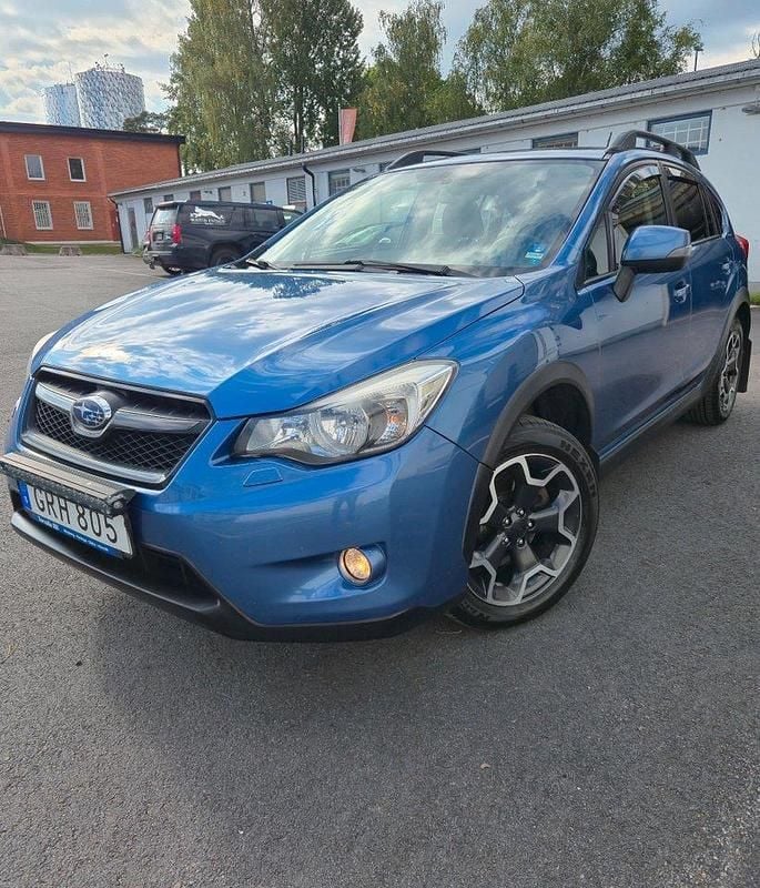 Blå (blåmetalic) Begagnad 2015 Subaru XV SUV | 119 900 kr (Bra pris) - Bild 1/4