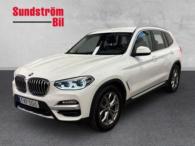 Vit Begagnad 2018 BMW X3 xLine SUV | 289 900 kr (Marknadspris) - Bild 1/3