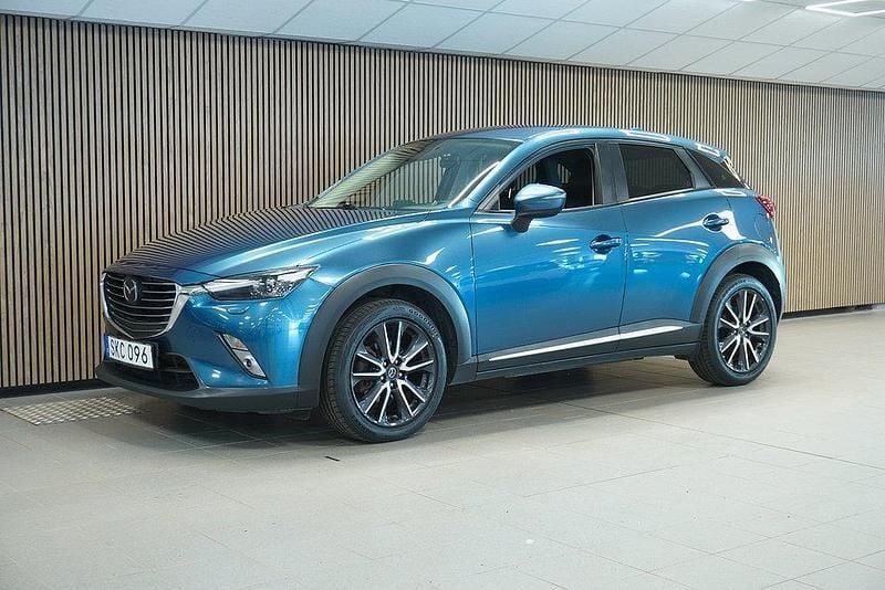 Blå Begagnad 2018 Mazda CX-3 Optimum SUV | 199 700 kr (Marknadspris) - Bild 1/4