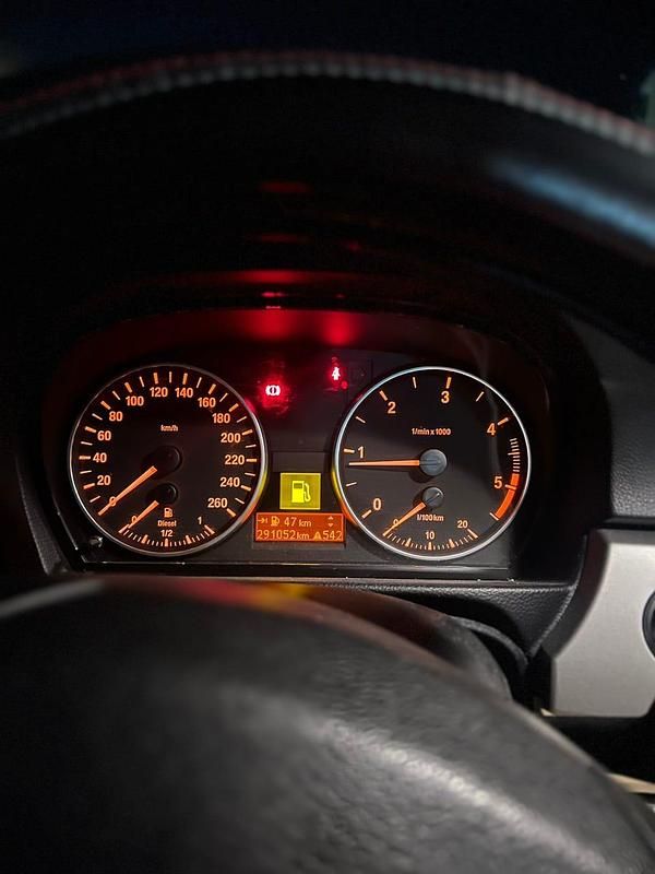 Begagnad BMW 320 163 HK (119 kW) 2007 Sedan