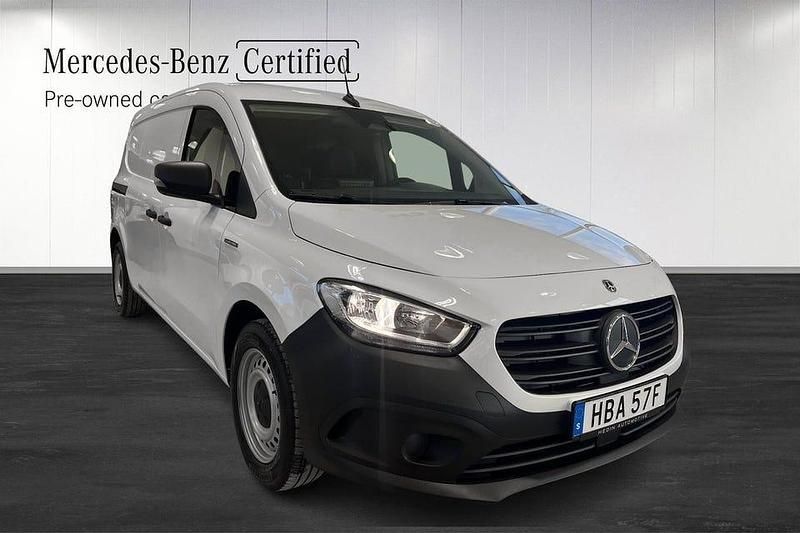 Vit Begagnad 2025 Mercedes eCitan | 437 375 kr - Bild 1/4