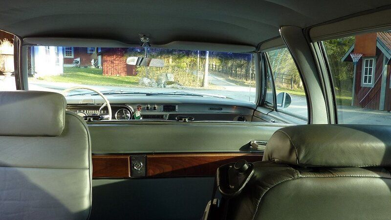 Begagnad Cadillac Fleetwood 375 HK (275 kW) 1966 Svart Sedan
