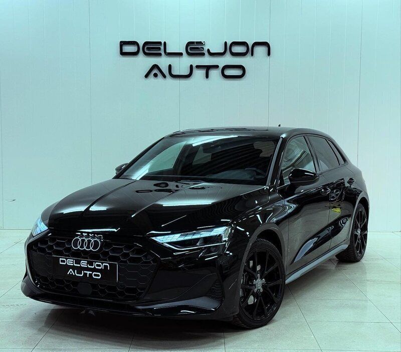 Svart Begagnad 2025 Audi A3 Sportback Advanced Plus Halvkombi | 349 900 kr (Dyr) - Bild 1/4