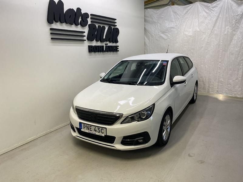 Vit Begagnad 2019 Peugeot 308 Active Kombi | 159 900 kr (Lite dyr) - Bild 1/4
