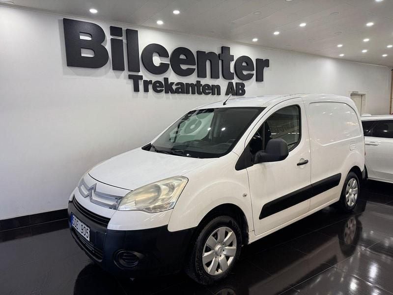 Vit Begagnad 2012 Citroën Berlingo Van | 39 900 kr (Bra pris) - Bild 1/4