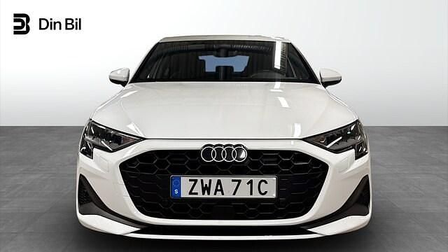 Begagnad Audi A3 Proline 150 HK (110 kW) 2025 Arkonavit Sedan