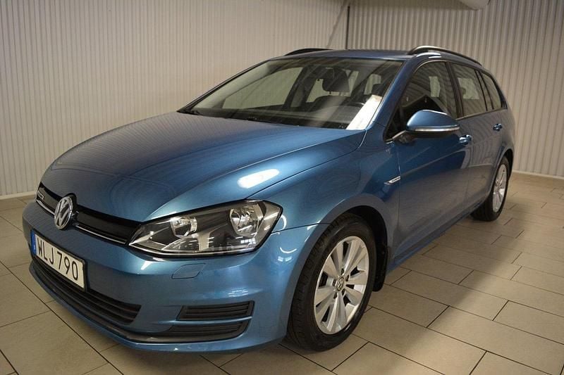 Blå Begagnad 2015 VW Golf VII S Kombi | 79 000 kr (Marknadspris) - Bild 1/3