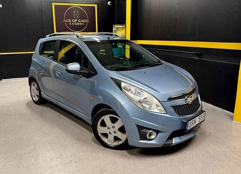 Blå Begagnad 2011 Chevrolet Spark Halvkombi | 27 990 kr (Bra pris) - Bild 1/4